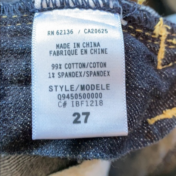 Gorgeous Guess Jean Mini Skirt - Picture 4 of 4